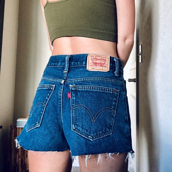 Levi's Pants - 🎉Host Pick🎉Vintage 90s Levi’s High Waist Shorts